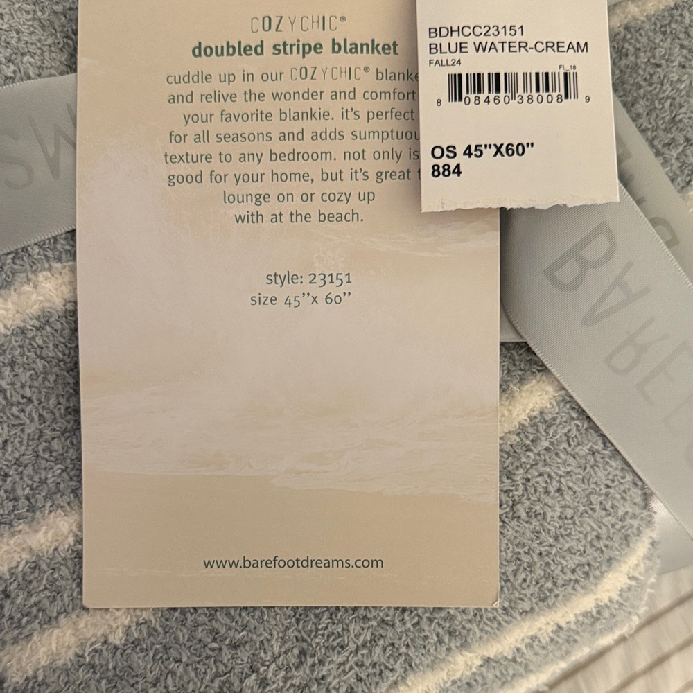 Barefoot Dreams CozyChic Blanket in Soft Gray and Cream - Picture 2 of 3